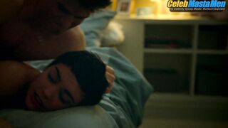 ITZAN ESCAMILLA NUDE/SEXY SCENE IN ELITE