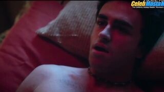 ITZAN ESCAMILLA NUDE/SEXY SCENE IN ELITE