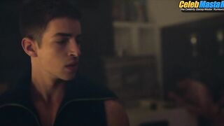 ANDRE LAMOGLIA NUDE/SEXY SCENE IN ELITE