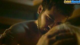 ANDRE LAMOGLIA AND FERNANDO LINDEZ AND GLEB ABROSIMOV AND ALVARO DE JUANA NUDE/SEXY SCENE IN ELITE