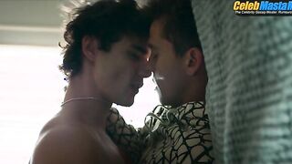 FERNANDO LINDEZ AND ARTHUR GARBE NUDE/SEXY SCENE IN ELITE