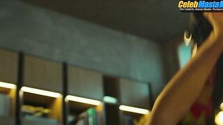 FERNANDO LINDEZ AND IVAN MENDES NUDE/SEXY SCENE IN ELITE