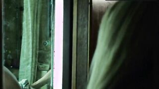 EMINEM NUDE/SEXY SCREENSHOT 9 IN 8 MILE