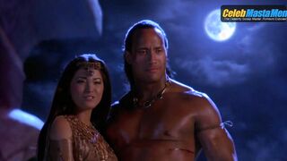 DWAYNE JOHNSON NUDE/SEXY SCENE IN THE SCORPION KING