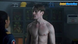 THOMAS ELMS NUDE/SEXY SCENE IN SKYMED