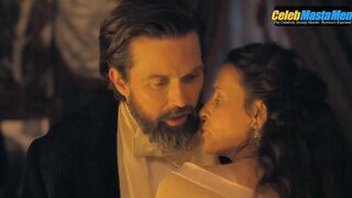 EMMETT SCANLAN NUDE/SEXY SCENE IN A WOMAN OF SUBSTANCE