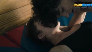 BIEL CASTANO NUDE/SEXY SCREENSHOT 5 IN FISICA O QUIMICA LA NUEVA GENERACION