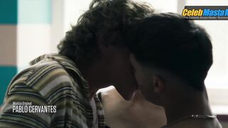 KIKO BENA AND MIGUEL FERNANDEZ NUDE/SEXY SCREENSHOT 5 IN FISICA O QUIMICA LA NUEVA GENERACION