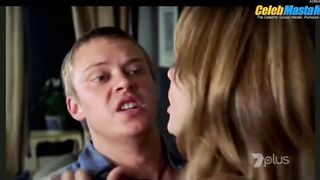 MICHAEL DORMAN NUDE/SEXY SCREENSHOT 6 IN THE SECRET LIFE OF US