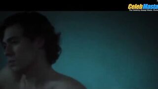 GONZALO KINDELAN AND MATEO MEDINA NUDE/SEXY SCREENSHOT 7 IN ENTRE TIERRAS