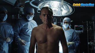 JUDE LAW NUDE/SEXY SCREENSHOT 4 IN THE NEW POPE