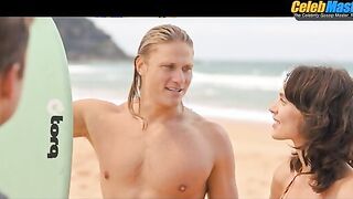 JOE DAVIDSON NUDE/SEXY SCENE IN ANYONE BUT YOU