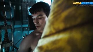 EZRA MILLER NUDE/SEXY SCREENSHOT 5 IN THE FLASH