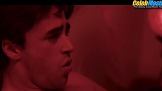 ITZAN ESCAMILLA NUDE/SEXY SCENE IN PLANETA 5000