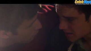 JUSTIN DEELEY AND CAMERON DEANE STEWART NUDE/SEXY SCREENSHOT 3 IN GEOGRAPHY CLUB