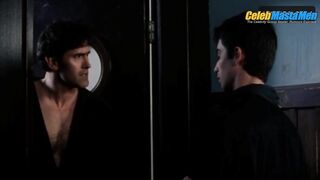 BRUCE CAMPBELL NUDE/SEXY SCREENSHOT 7 IN LA PATINOIRE