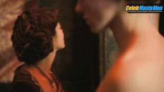RUAIRI O'CONNOR NUDE/SEXY SCENE IN THE SPANISH PRINCESS