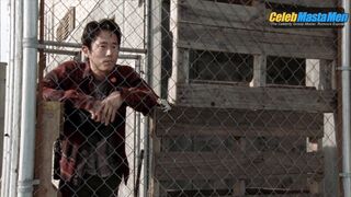 STEVEN YEUN NUDE/SEXY SCREENSHOT 1 IN THE WALKING DEAD