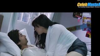 SHAHID KAPOOR NUDE/SEXY SCREENSHOT 8 IN TERI MERI KAHAANI