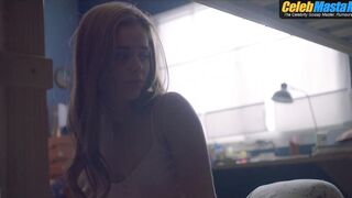 NIL CARDONER NUDE/SEXY SCENE IN THE HOCKEY GIRLS