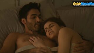TYLER HOECHLIN NUDE/SEXY SCREENSHOT 10 IN CAN YOU KEEP A SECRET?