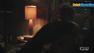 K.J. APA NUDE/SEXY SCENE IN RIVERDALE