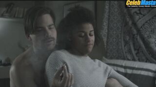 MATT SHINGLEDECKER NUDE/SEXY SCENE IN SEASIDE