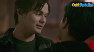 CHRISTIAN ANTIDORMI AND TYLER BLACKBURN NUDE/SEXY SCREENSHOT 3 IN ROSWELL, NEW MEXICO