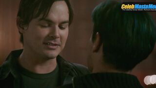 CHRISTIAN ANTIDORMI AND TYLER BLACKBURN NUDE/SEXY SCREENSHOT 6 IN ROSWELL, NEW MEXICO