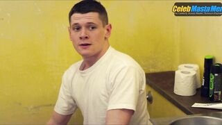 JACK O'CONNELL NUDE/SEXY SCENE IN STARRED UP