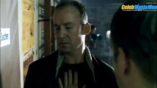 HINNERK SCHONEMANN NUDE/SEXY SCREENSHOT 10 IN DER BOXER UND DIE FRISEUSE