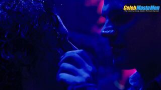 CHRIS ZYLKA AND KIT HARINGTON NUDE/SEXY SCENE IN THE DEATH & LIFE OF JOHN F. DONOVAN