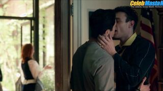 THOMAS DOHERTY AND JASON GOTAY NUDE/SEXY SCENE IN GOSSIP GIRL