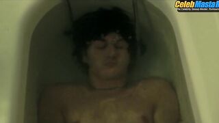 NIL CARDONER NUDE/SEXY SCENE IN THE GIRL IN THE MIRROR