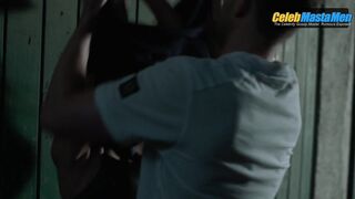PATRICK MOLLEKEN NUDE/SEXY SCREENSHOT 3 IN SEX ZIMMER KUCHE BAD