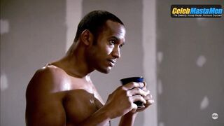 HENRY SIMMONS NUDE/SEXY SCREENSHOT 7 IN NYPD BLUE
