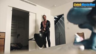 CHRISTOPHER MELONI NUDE/SEXY SCREENSHOT 3 IN HAPPY!